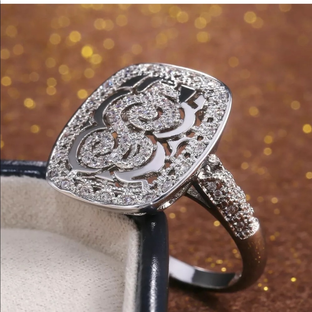 New Vintage 925 Silver White Sapphire Ring - Picture 3 of 5
